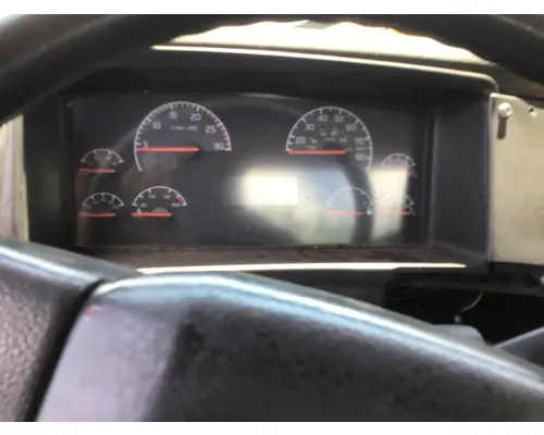 VOLVO VNM GAUGE CLUSTER
