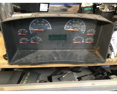 VOLVO VNM GAUGE CLUSTER