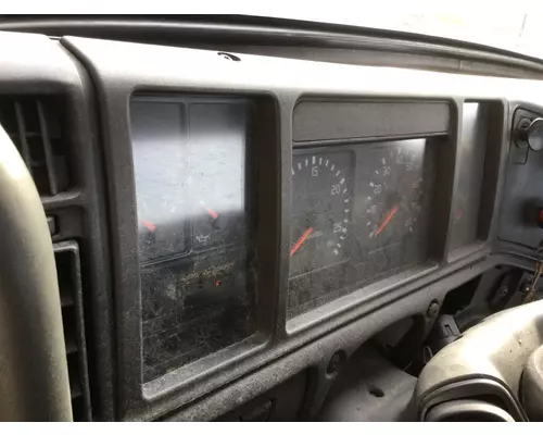 VOLVO VNM GAUGE CLUSTER