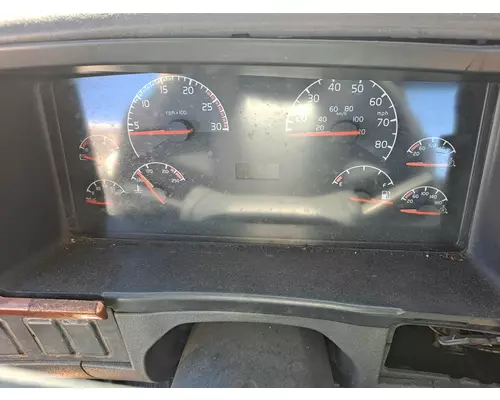 VOLVO VNM GAUGE CLUSTER