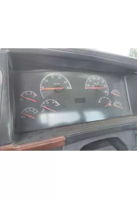 VOLVO VNM GAUGE CLUSTER