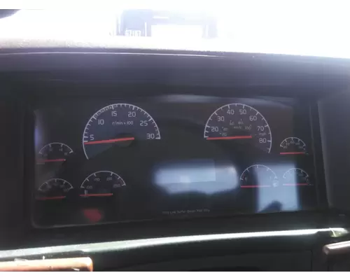 VOLVO VNM GAUGE CLUSTER