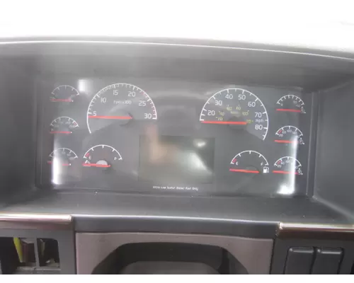 VOLVO VNM GAUGE CLUSTER