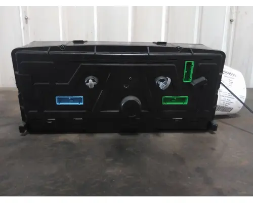 VOLVO VNM GAUGE CLUSTER