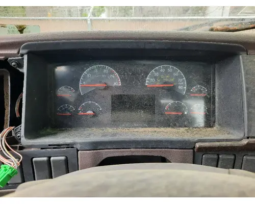 VOLVO VNM GAUGE CLUSTER