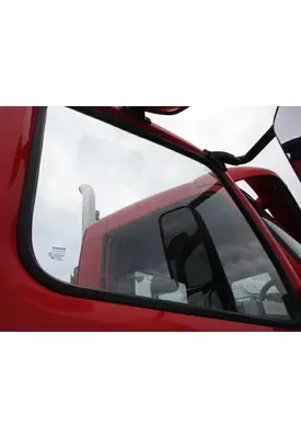 VOLVO VNM GLASS, DOOR, FRONT