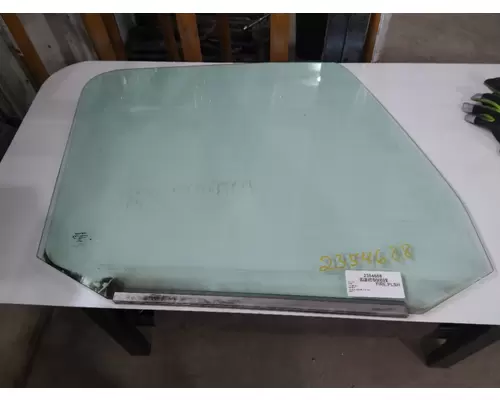 VOLVO VNM GLASS, DOOR, FRONT