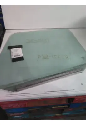 VOLVO VNM GLASS, DOOR, FRONT