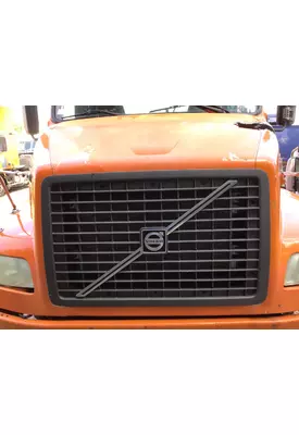 VOLVO VNM GRILLE