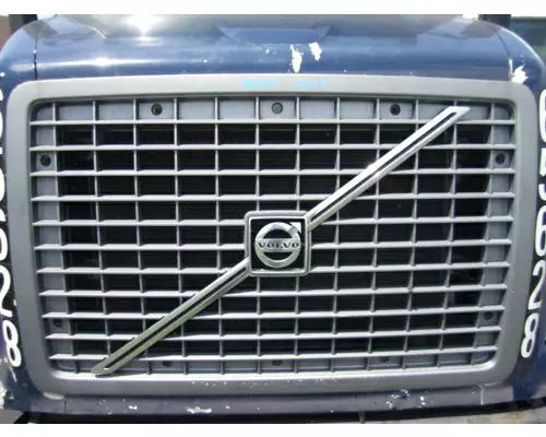 VOLVO VNM GRILLE