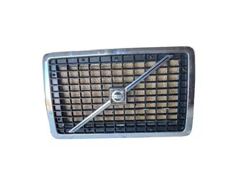 VOLVO VNM GRILLE