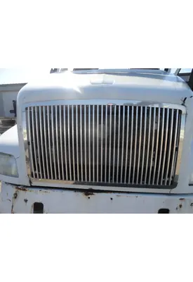 VOLVO VNM Grille