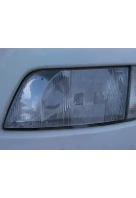 VOLVO VNM HEADLAMP ASSEMBLY