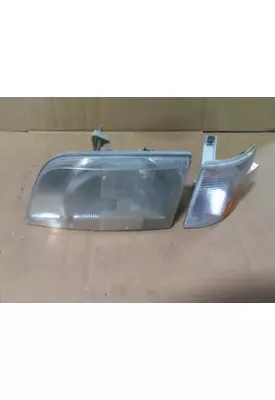 VOLVO VNM HEADLAMP ASSEMBLY