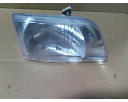 VOLVO VNM HEADLAMP ASSEMBLY