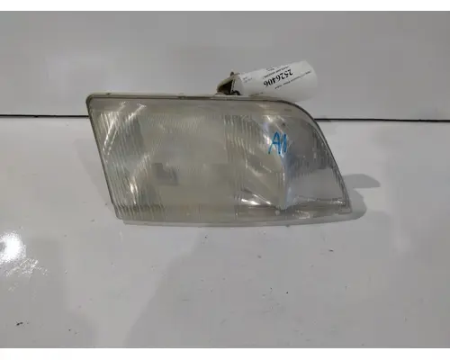 VOLVO VNM HEADLAMP ASSEMBLY