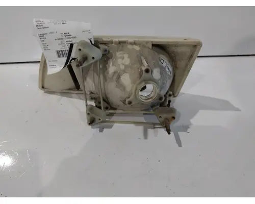 VOLVO VNM HEADLAMP ASSEMBLY