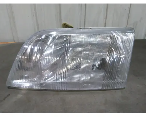 VOLVO VNM HEADLAMP ASSEMBLY