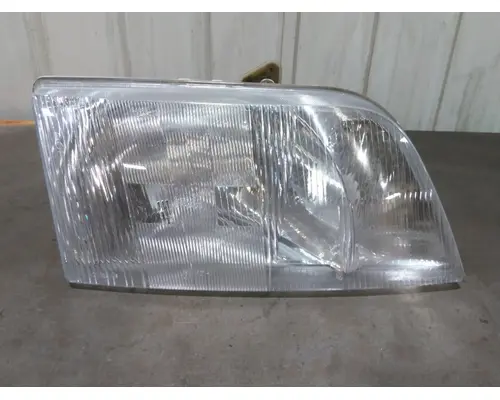 VOLVO VNM HEADLAMP ASSEMBLY
