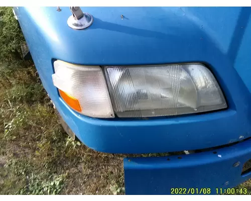 VOLVO VNM HEADLAMP ASSEMBLY