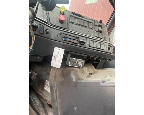 VOLVO VNM HEATER CONTROL
