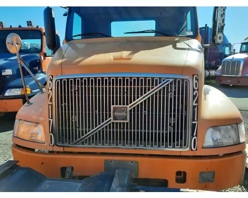 VOLVO VNM HOOD