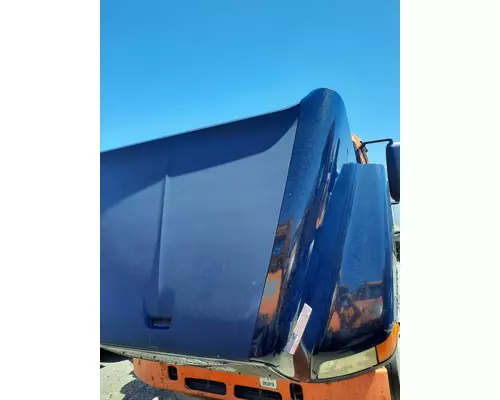 VOLVO VNM HOOD