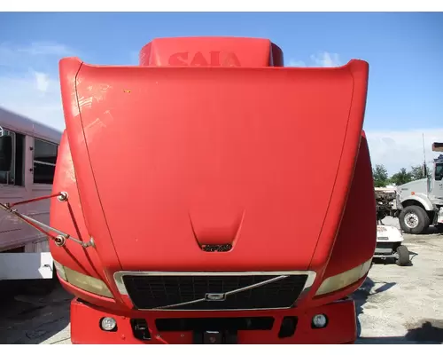 VOLVO VNM HOOD