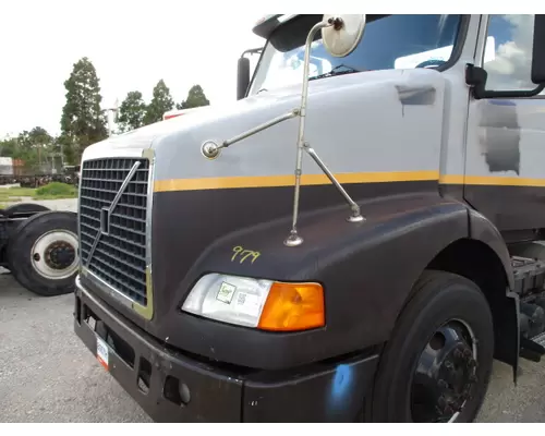 VOLVO VNM HOOD