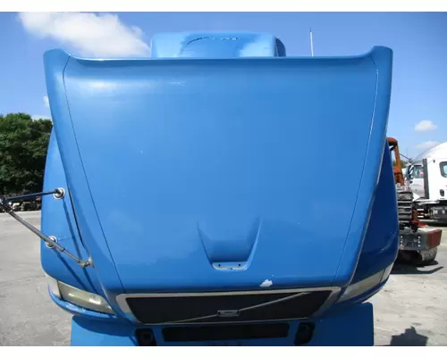 VOLVO VNM HOOD