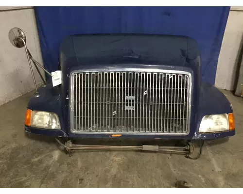 VOLVO VNM HOOD