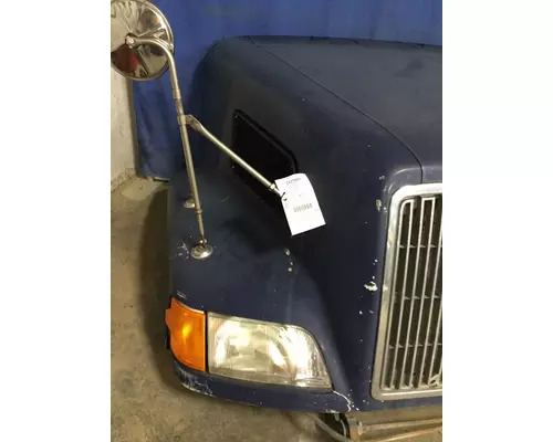 VOLVO VNM HOOD