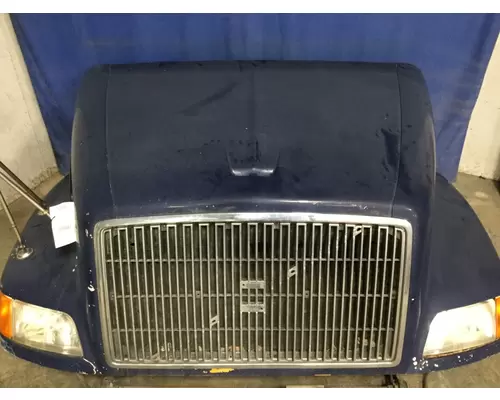 VOLVO VNM HOOD