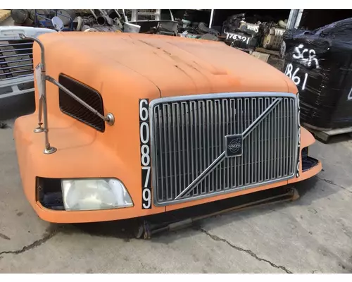 VOLVO VNM HOOD