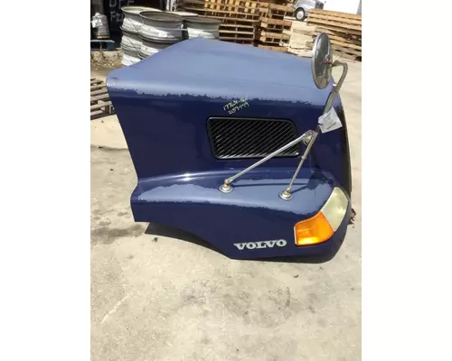 VOLVO VNM HOOD