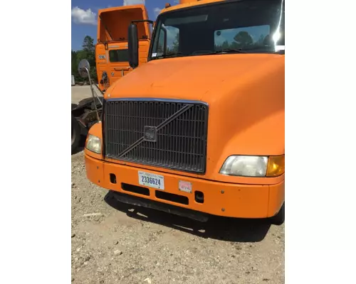 VOLVO VNM HOOD