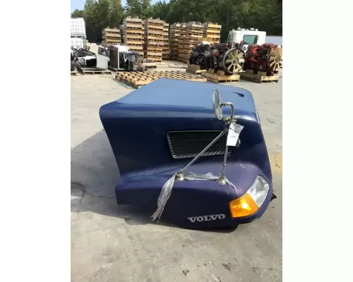 VOLVO VNM HOOD