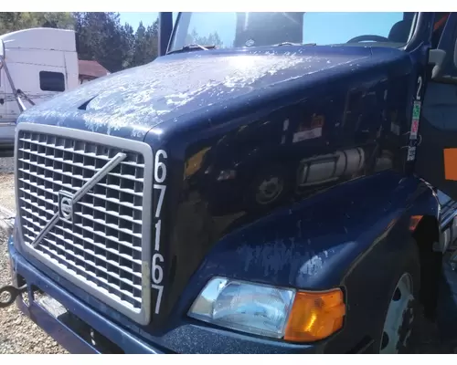 VOLVO VNM HOOD