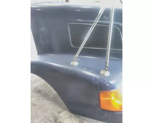 VOLVO VNM HOOD