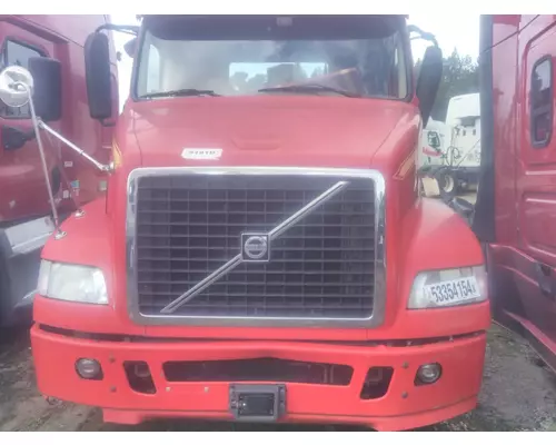 VOLVO VNM HOOD