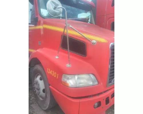 VOLVO VNM HOOD