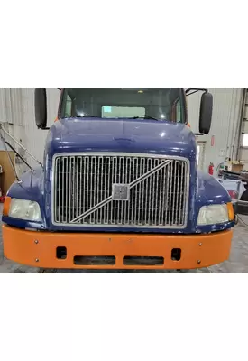 VOLVO VNM HOOD