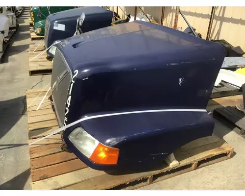 VOLVO VNM HOOD