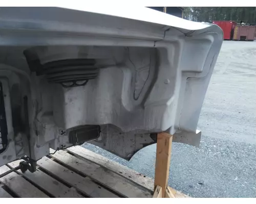 VOLVO VNM HOOD