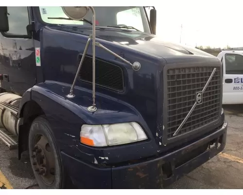 VOLVO VNM HOOD