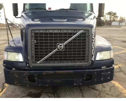 VOLVO VNM HOOD