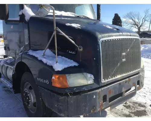 VOLVO VNM HOOD