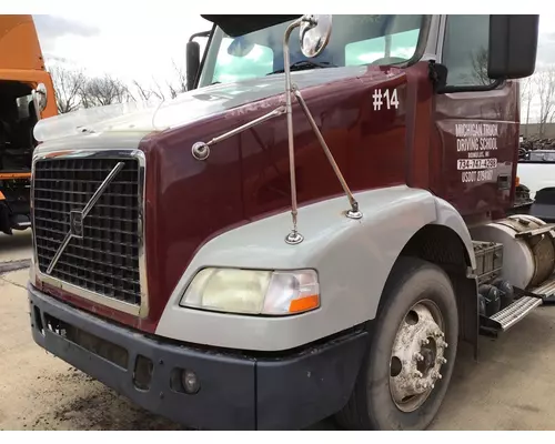 VOLVO VNM HOOD