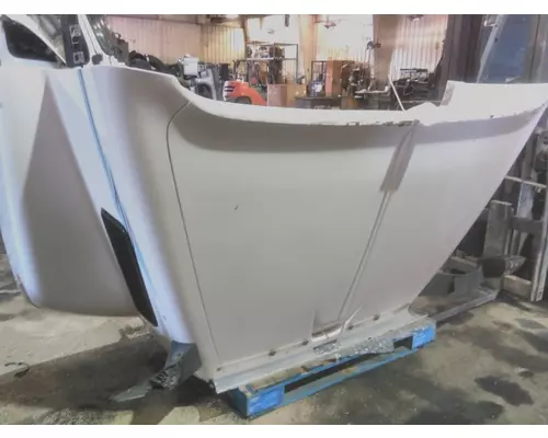 VOLVO VNM HOOD