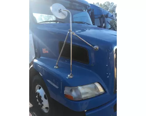 VOLVO VNM HOOD